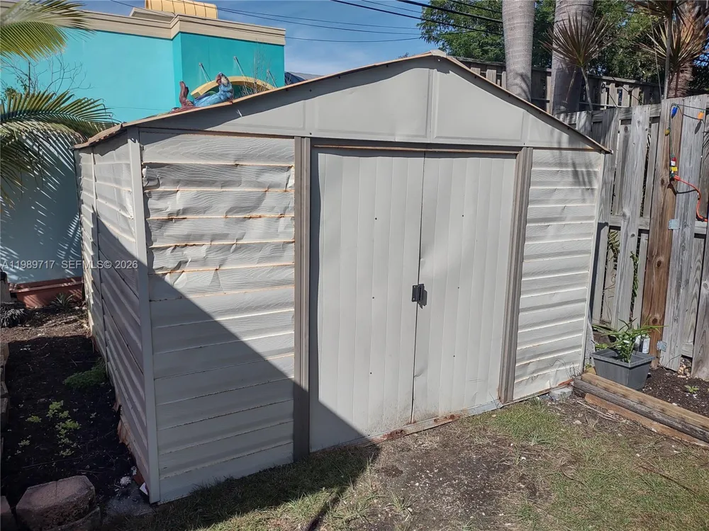 2311 Patterson ave Key West, FL 33040