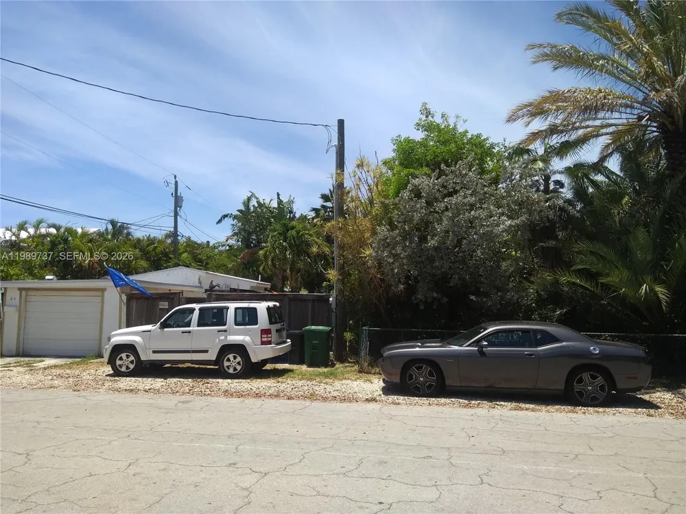 2330 Staples ave Key West, FL 33040