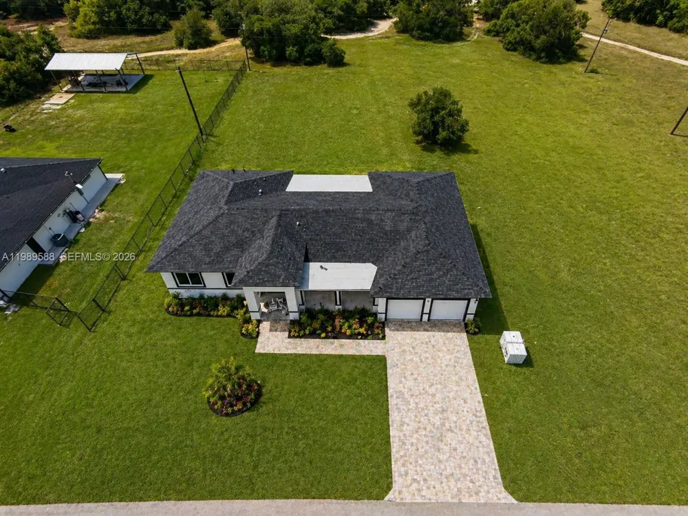 1715 McArthur Ave Lehigh Acres, FL 33972