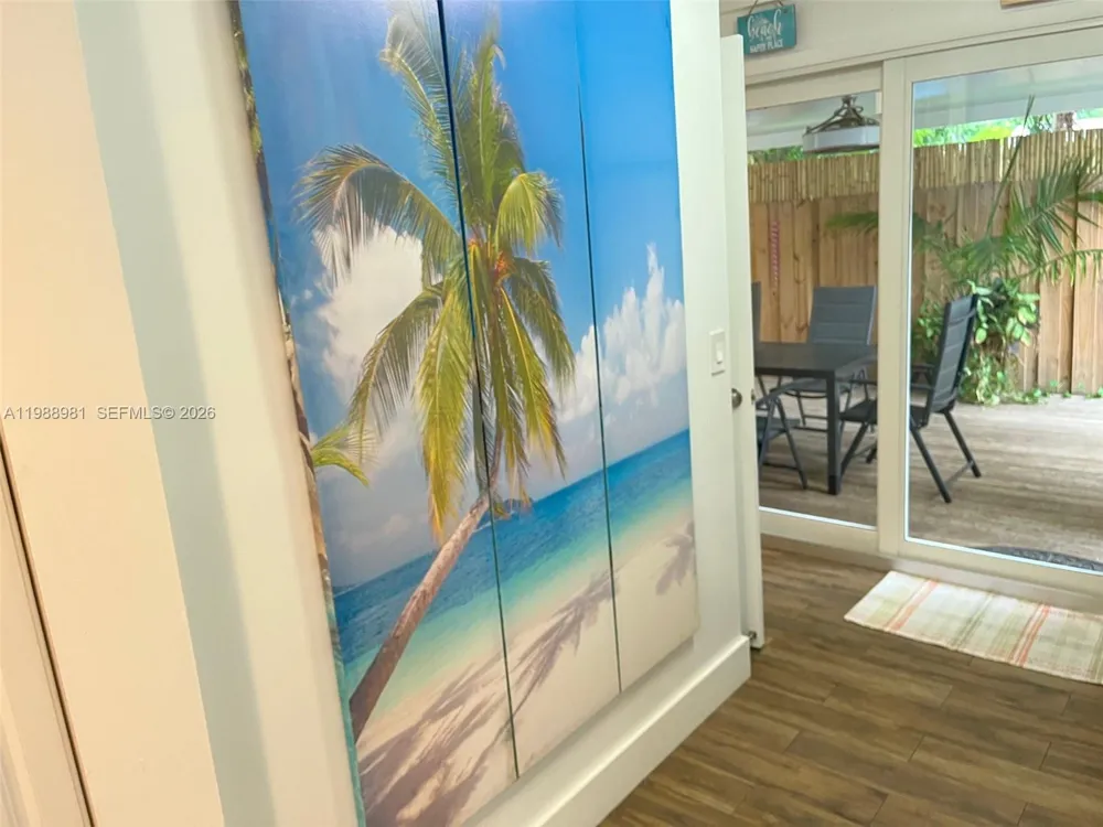 212 SW 1st Ave Hallandale Beach, FL 33009