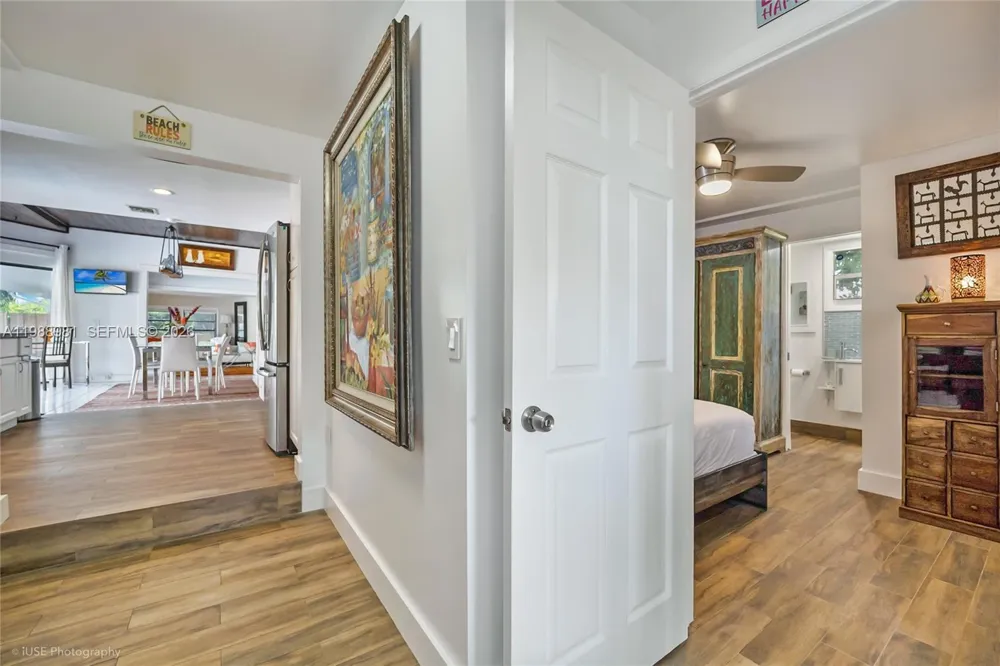 212 SW 1st Ave Hallandale Beach, FL 33009