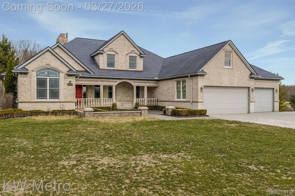 65884 Windrose Court Ray Township, MI 48096