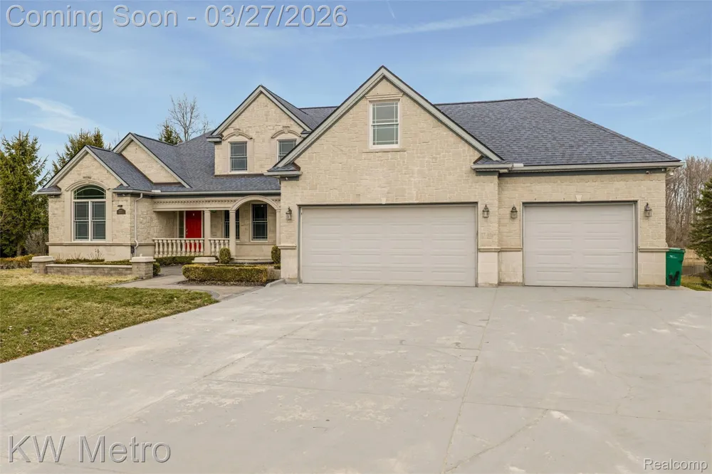 65884 Windrose Court Ray Township, MI 48096