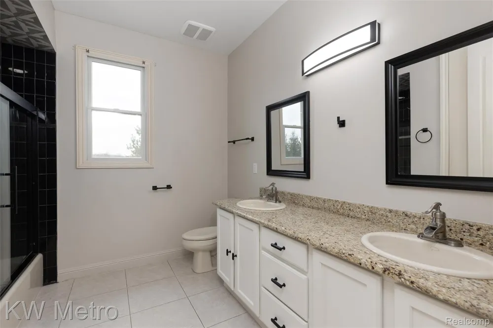 65884 Windrose Court Ray Township, MI 48096