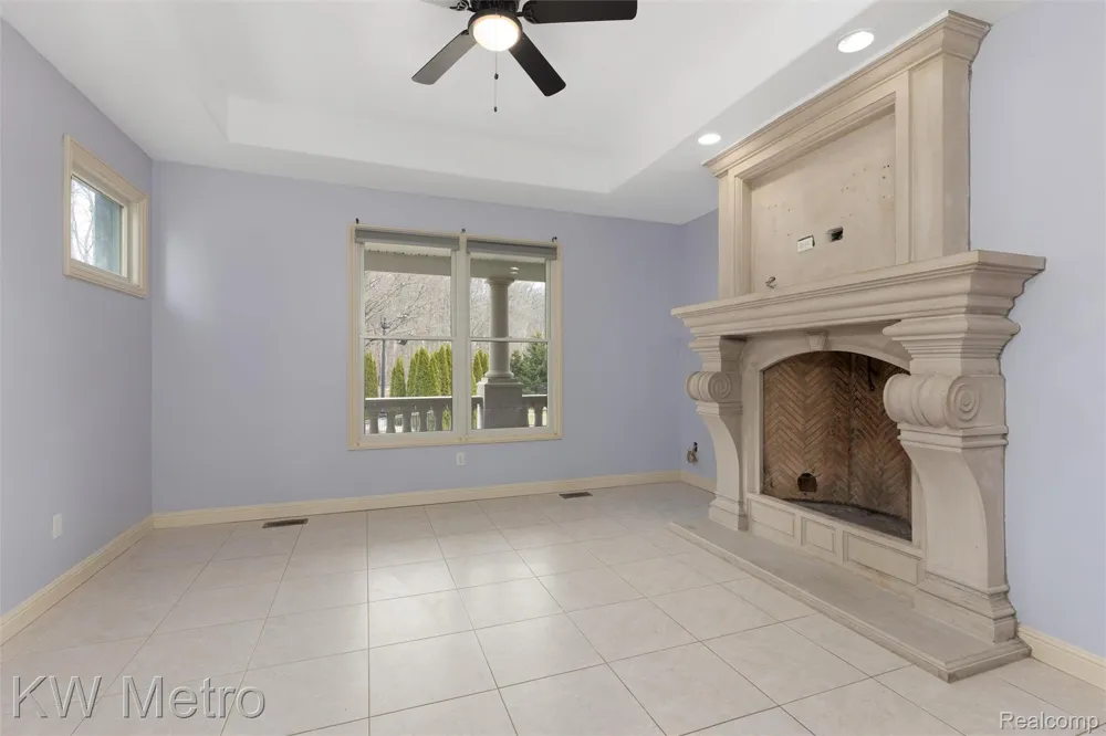 65884 Windrose Court Ray Township, MI 48096