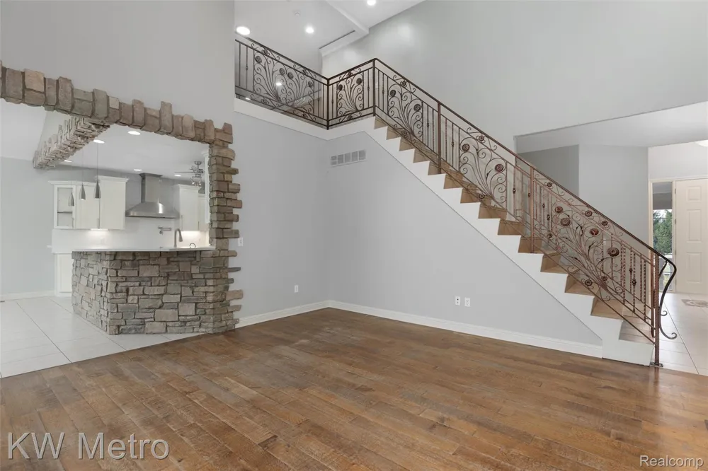 65884 Windrose Court Ray Township, MI 48096