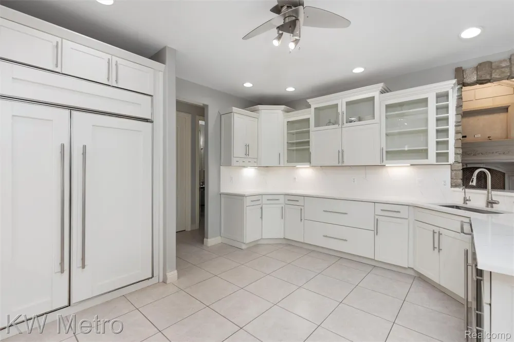65884 Windrose Court Ray Township, MI 48096