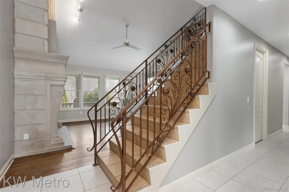 65884 Windrose Court Ray Township, MI 48096