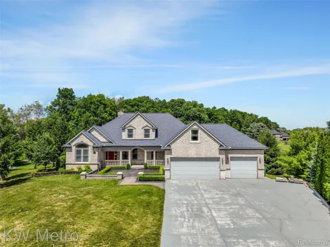 65884 Windrose Court