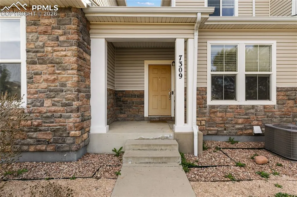 7309 Sandy Springs Point Fountain, CO 80817