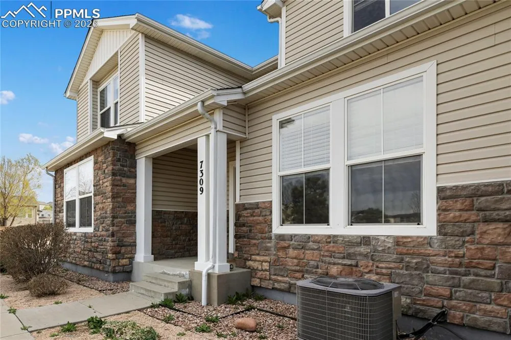 7309 Sandy Springs Point Fountain, CO 80817