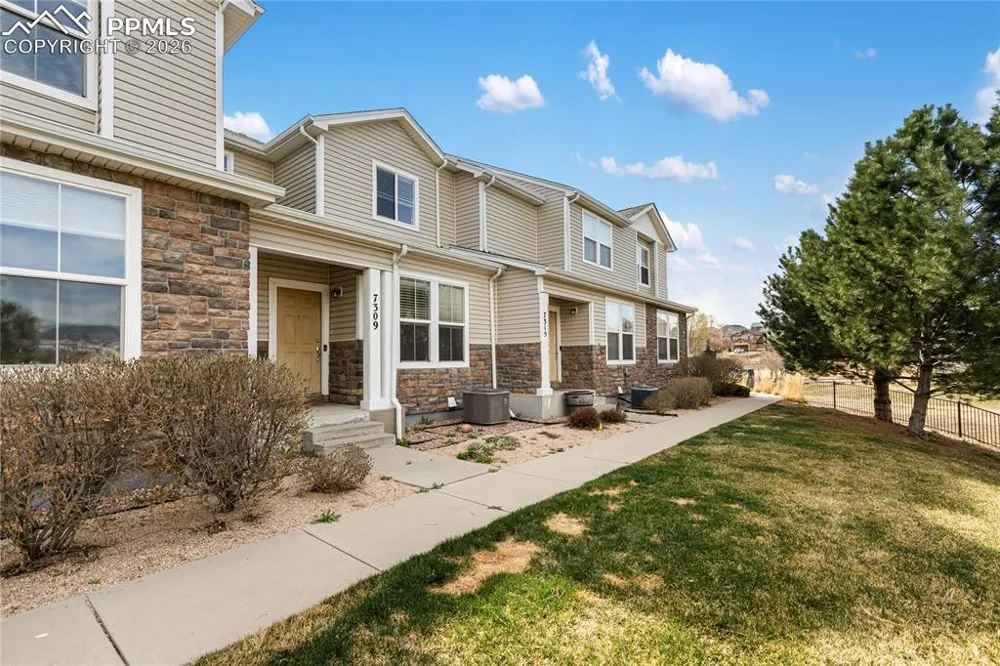 7309 Sandy Springs Point Fountain, CO 80817