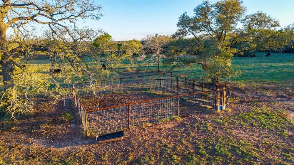 1700 County Road 216 Giddings, TX 78942