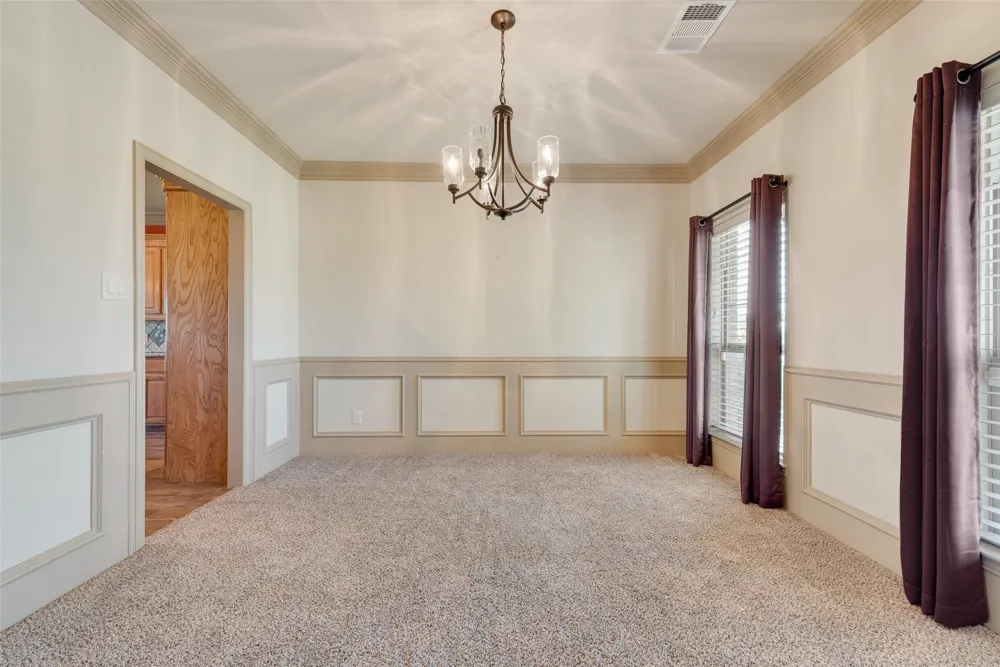 2921 Alamosa Drive Terrell, TX 75160