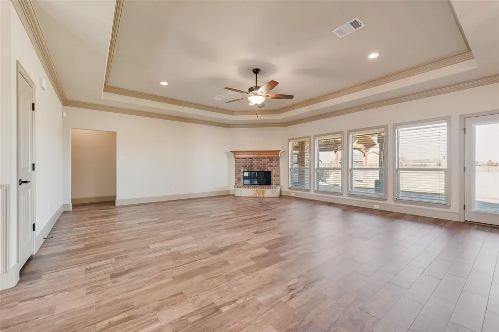 2921 Alamosa Drive Terrell, TX 75160