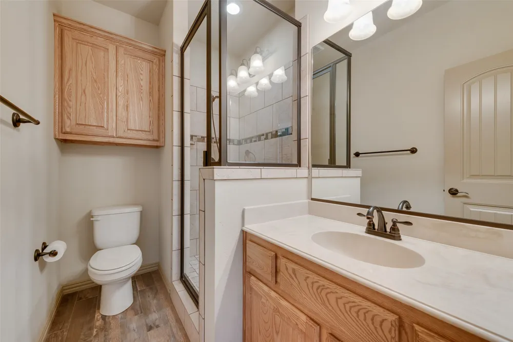 2921 Alamosa Drive Terrell, TX 75160