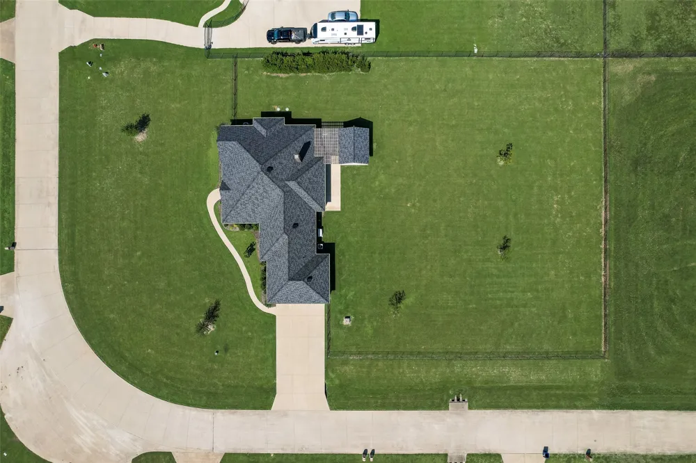 2921 Alamosa Drive Terrell, TX 75160