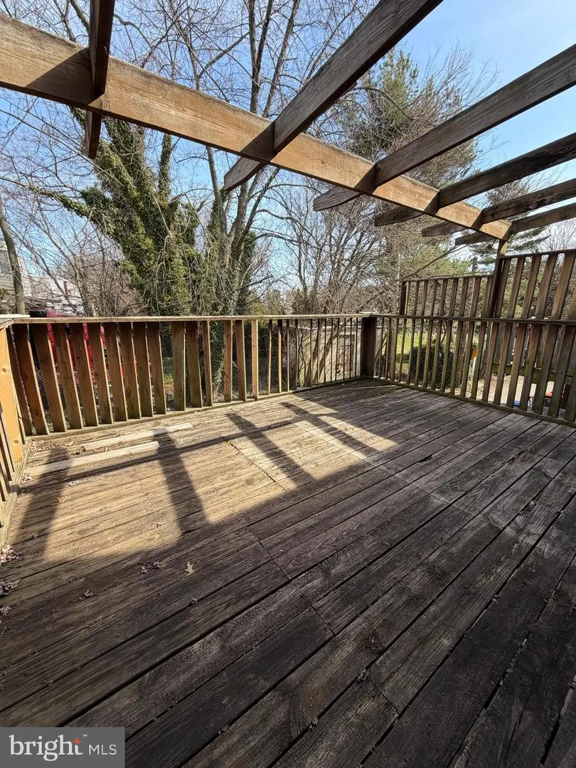 7 W 21ST STREET Chester, PA 19013