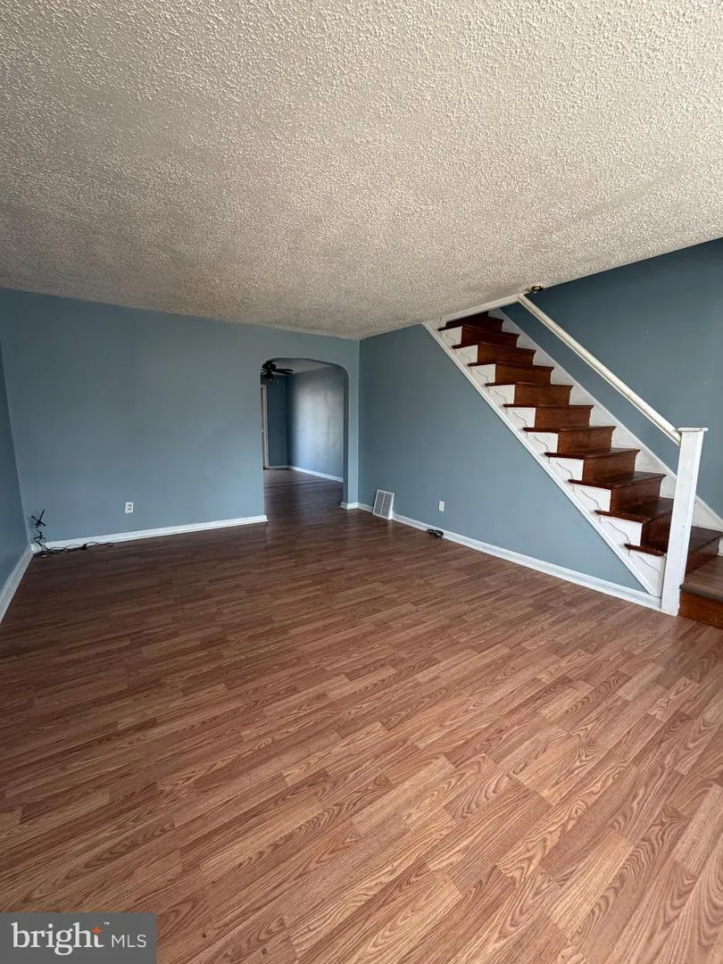 7 W 21ST STREET Chester, PA 19013