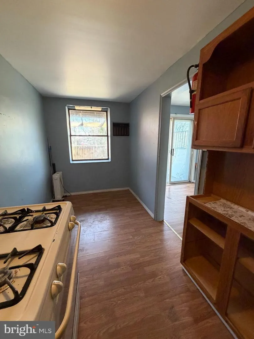 7 W 21ST STREET Chester, PA 19013