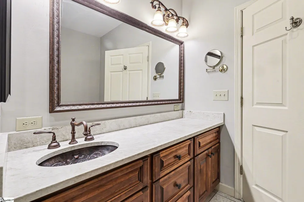 109 Oak Crest Circle Seneca, SC 29672