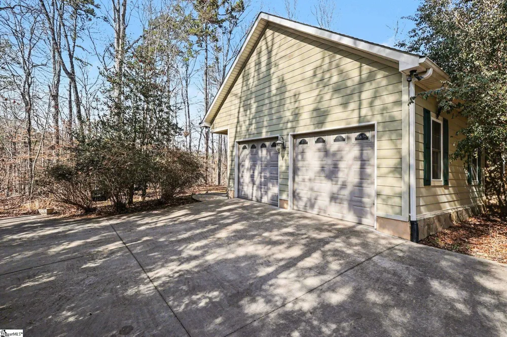 109 Oak Crest Circle Seneca, SC 29672