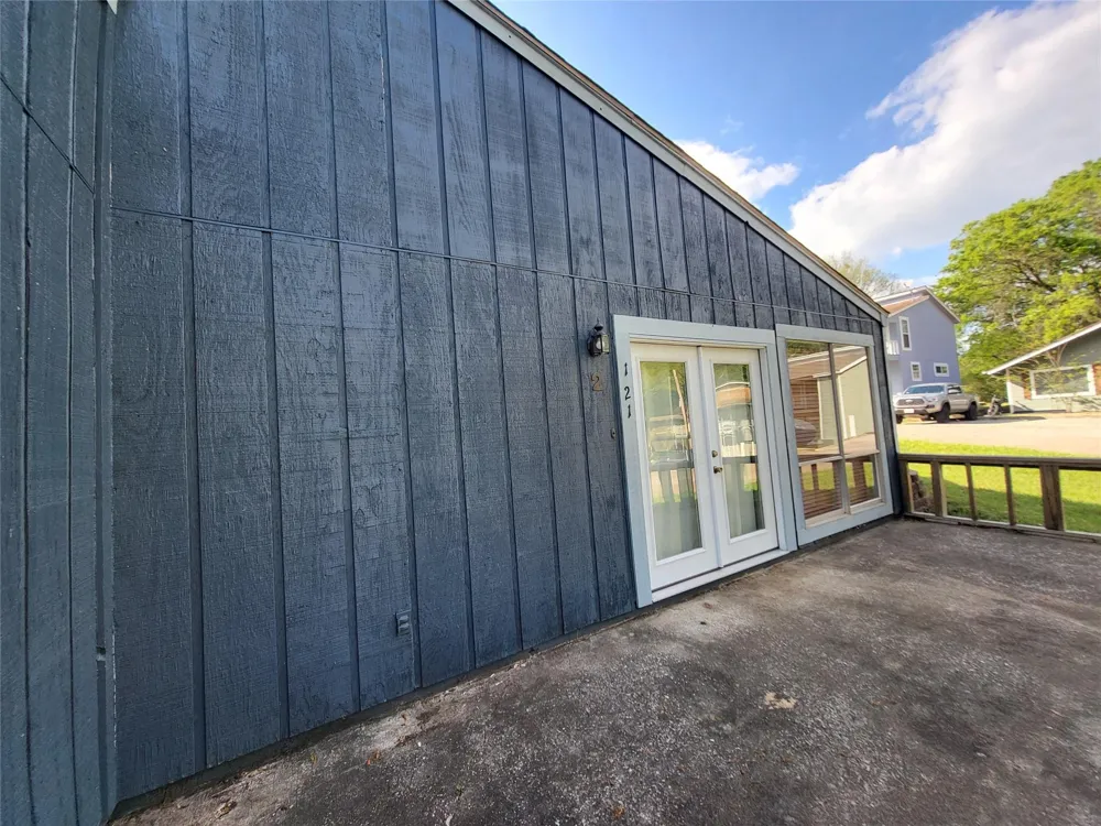 121 Harbour Lane Coldspring, TX 77331