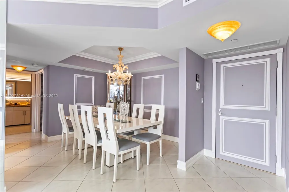 3598 Yacht Club Dr #1004 Aventura, FL 33180