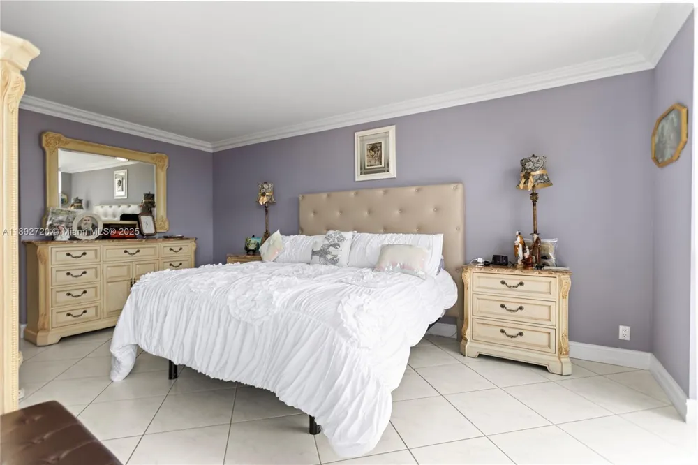 3598 Yacht Club Dr #1004 Aventura, FL 33180