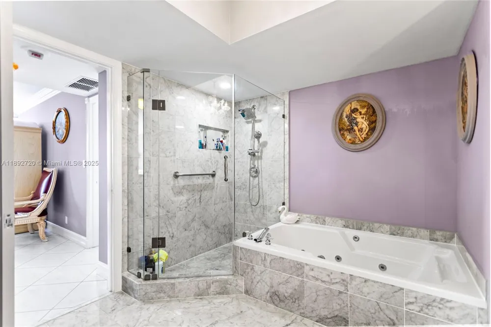 3598 Yacht Club Dr #1004 Aventura, FL 33180