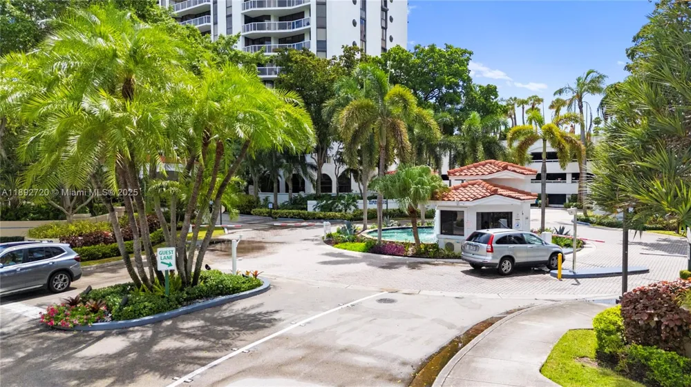 3598 Yacht Club Dr #1004 Aventura, FL 33180