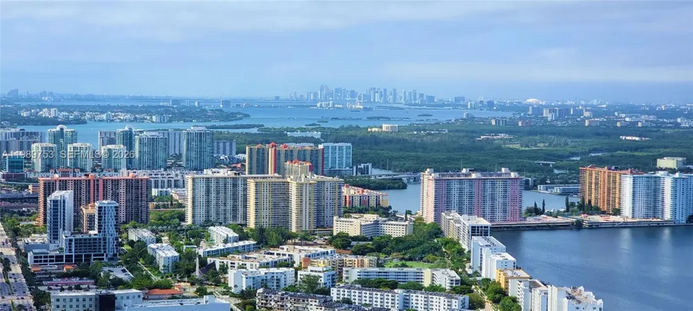 18975 Collins Ave #5105 Sunny Isles Beach, FL 33160