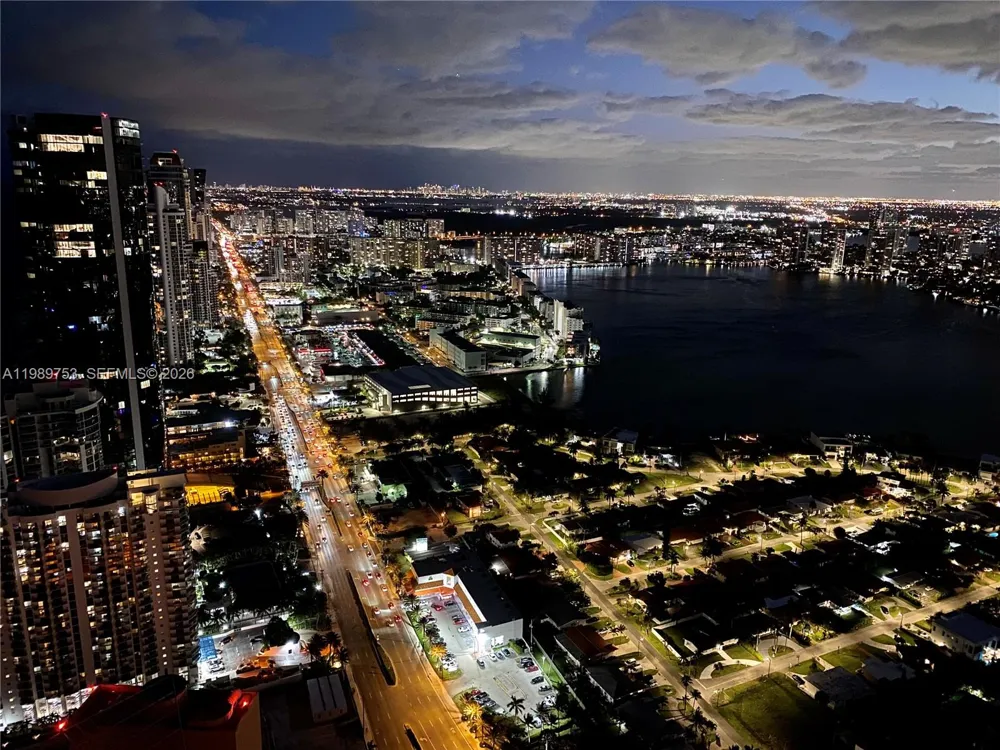 18975 Collins Ave #5105 Sunny Isles Beach, FL 33160