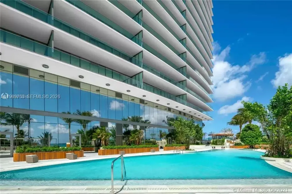 18975 Collins Ave #5105 Sunny Isles Beach, FL 33160