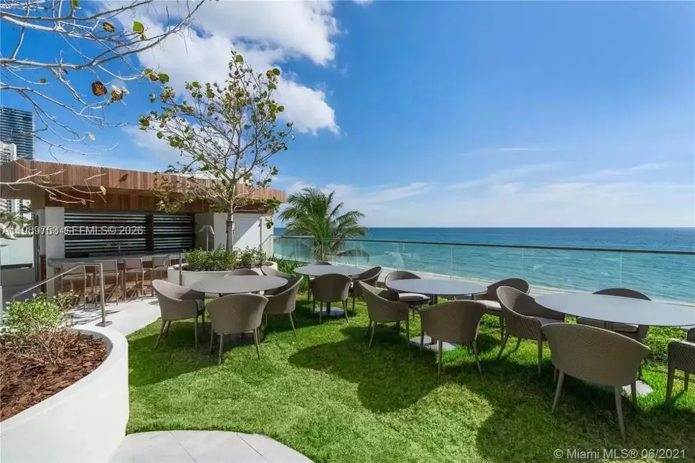 18975 Collins Ave #5105 Sunny Isles Beach, FL 33160