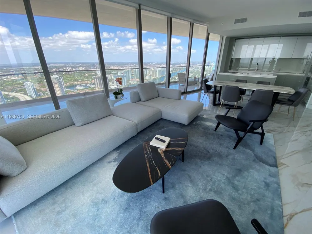 18975 Collins Ave #5105 Sunny Isles Beach, FL 33160