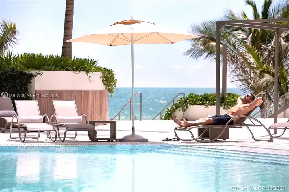 18975 Collins Ave #5105 Sunny Isles Beach, FL 33160