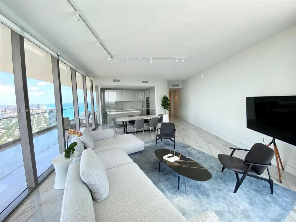 18975 Collins Ave #5105 Sunny Isles Beach, FL 33160
