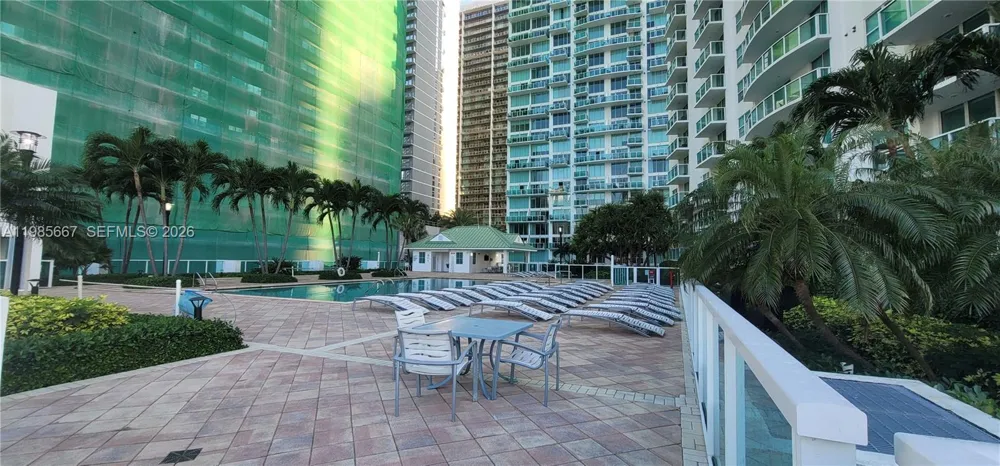 31 SE 5th St #1110 Miami, FL 33131