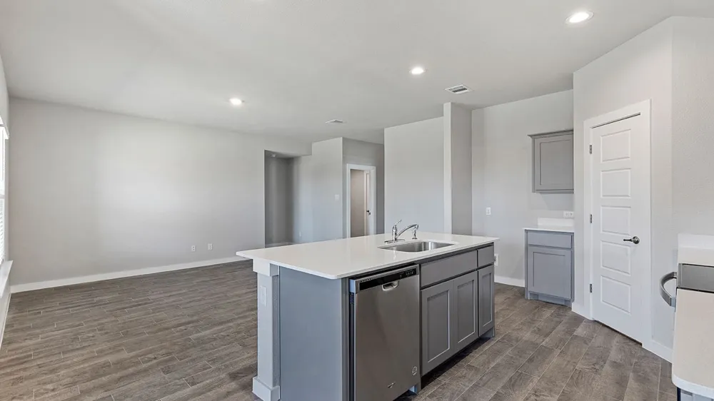 2709 FLYCATCHER DRIVE Denton, TX 76205