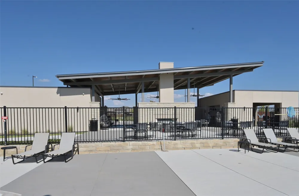 2709 FLYCATCHER DRIVE Denton, TX 76205