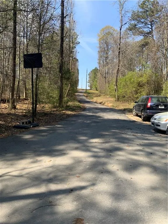 4370 Atha Circle Loganville, GA 30052