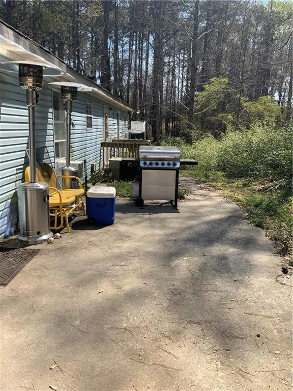 4370 Atha Circle Loganville, GA 30052