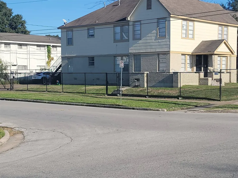 2601 Wheeler Street Houston, TX 77004