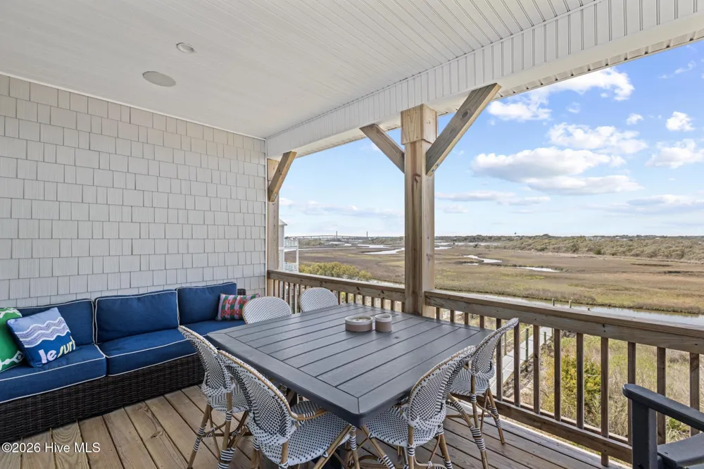 813 New River Drive #B Surf City, NC 28445