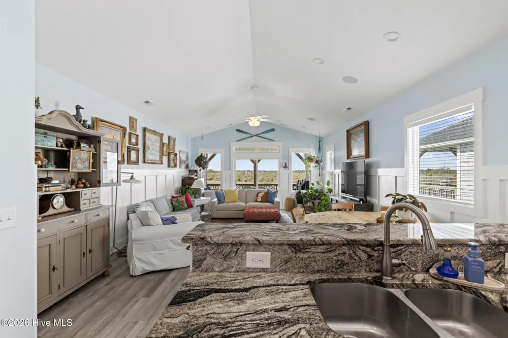 813 New River Drive #B Surf City, NC 28445