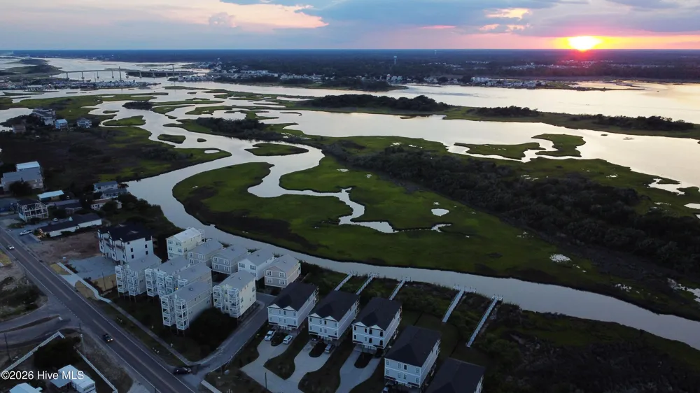 813 New River Drive #B Surf City, NC 28445