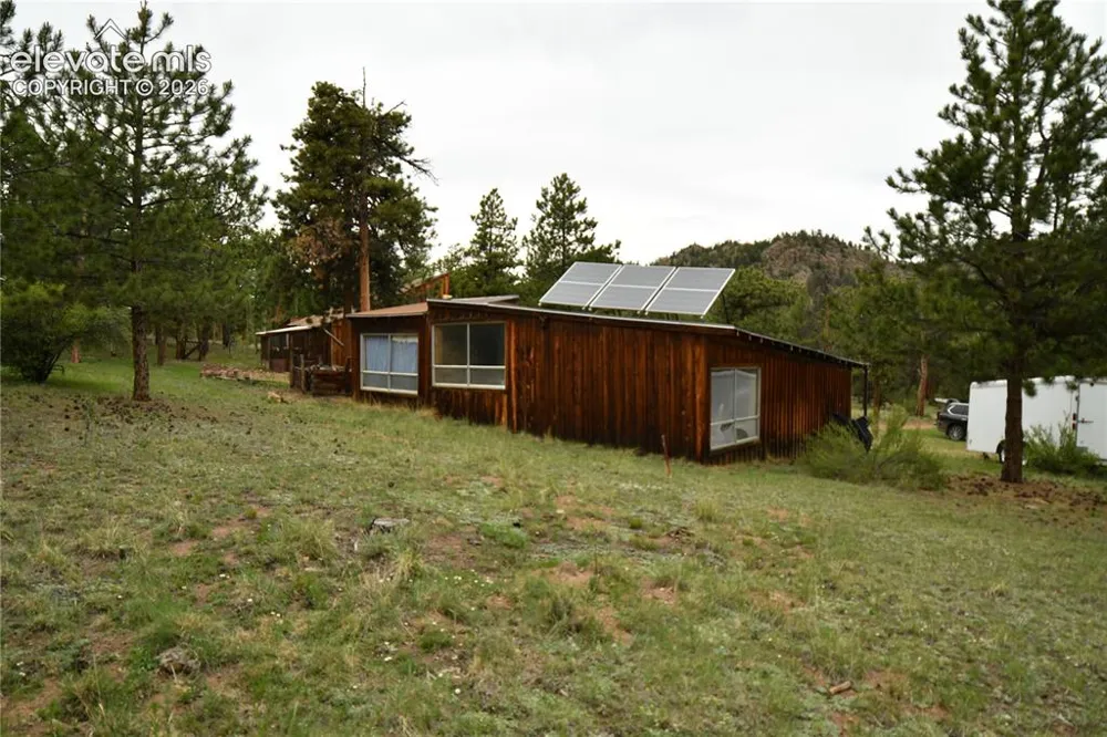 3800 Doe Valley Road Guffey, CO 80820