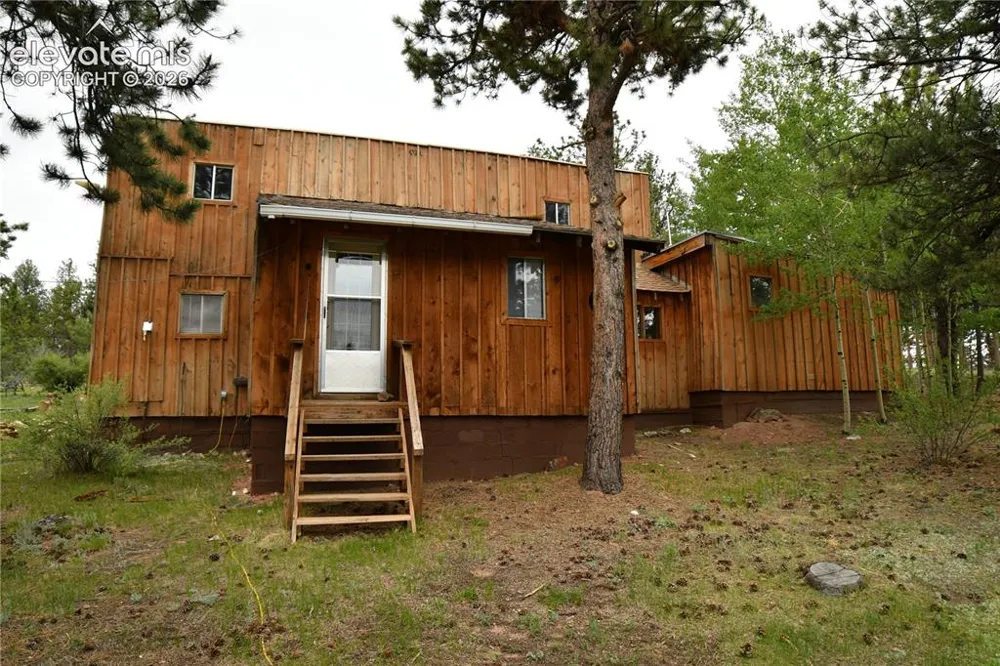 3800 Doe Valley Road Guffey, CO 80820