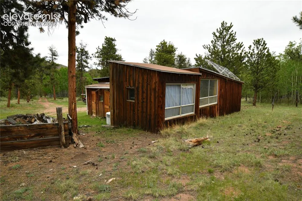 3800 Doe Valley Road Guffey, CO 80820
